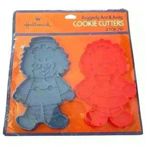 Raggedy Ann And Andy Cookie Cutters New! Dead Stock Large  Bobbs Merrill Co
